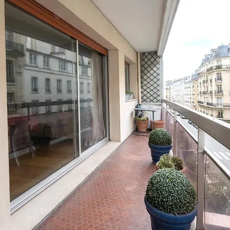De La Tour - Welkeys Apartment